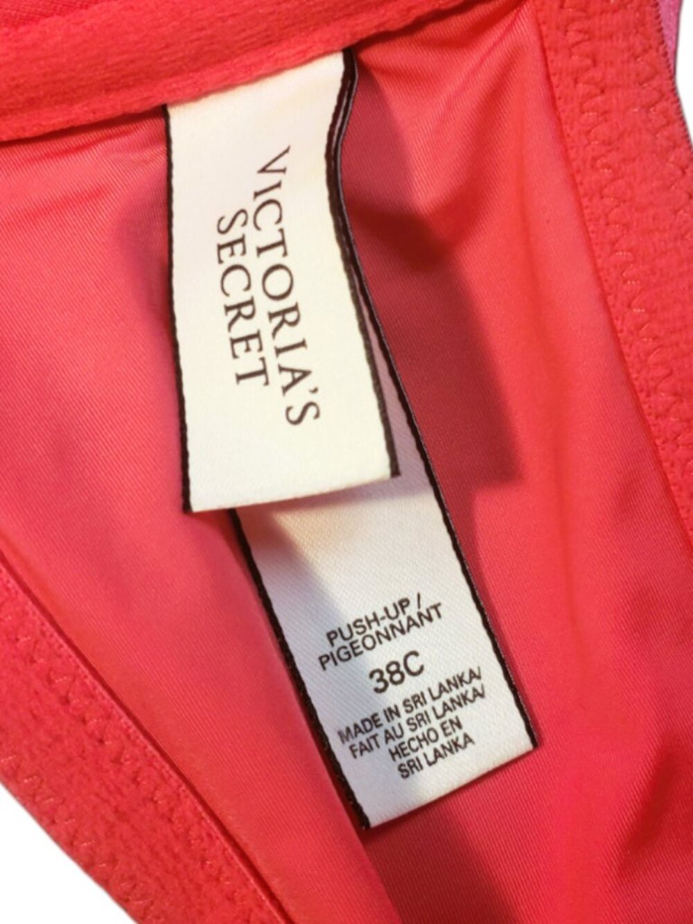 Victoria SecretRacerback Bra - Picture 5 of 5